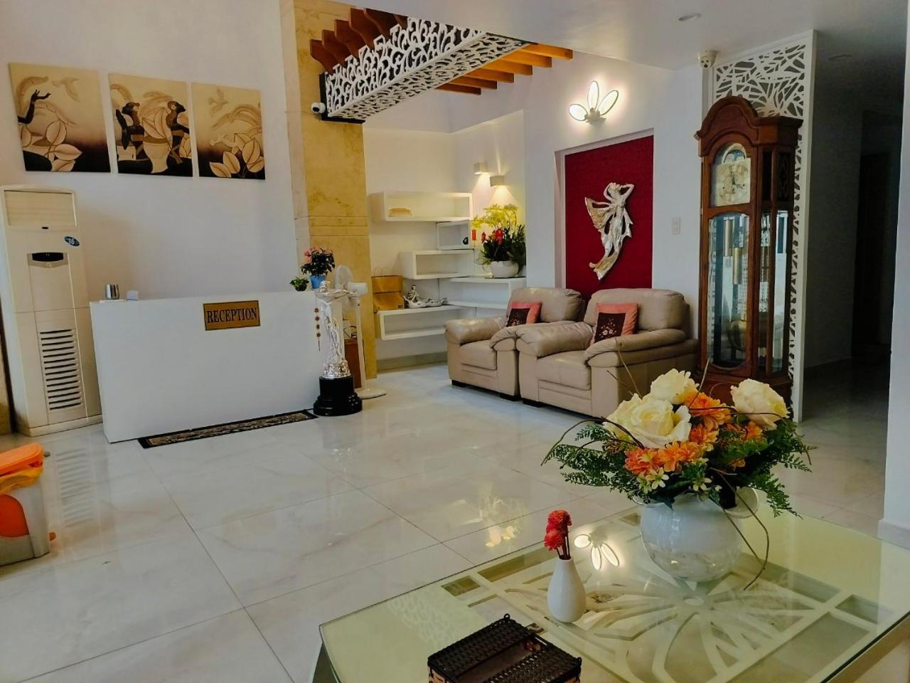 Adventure Hotel Ho Chi Minh City Exterior photo