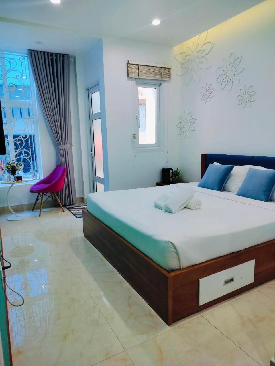 Adventure Hotel Ho Chi Minh City Exterior photo