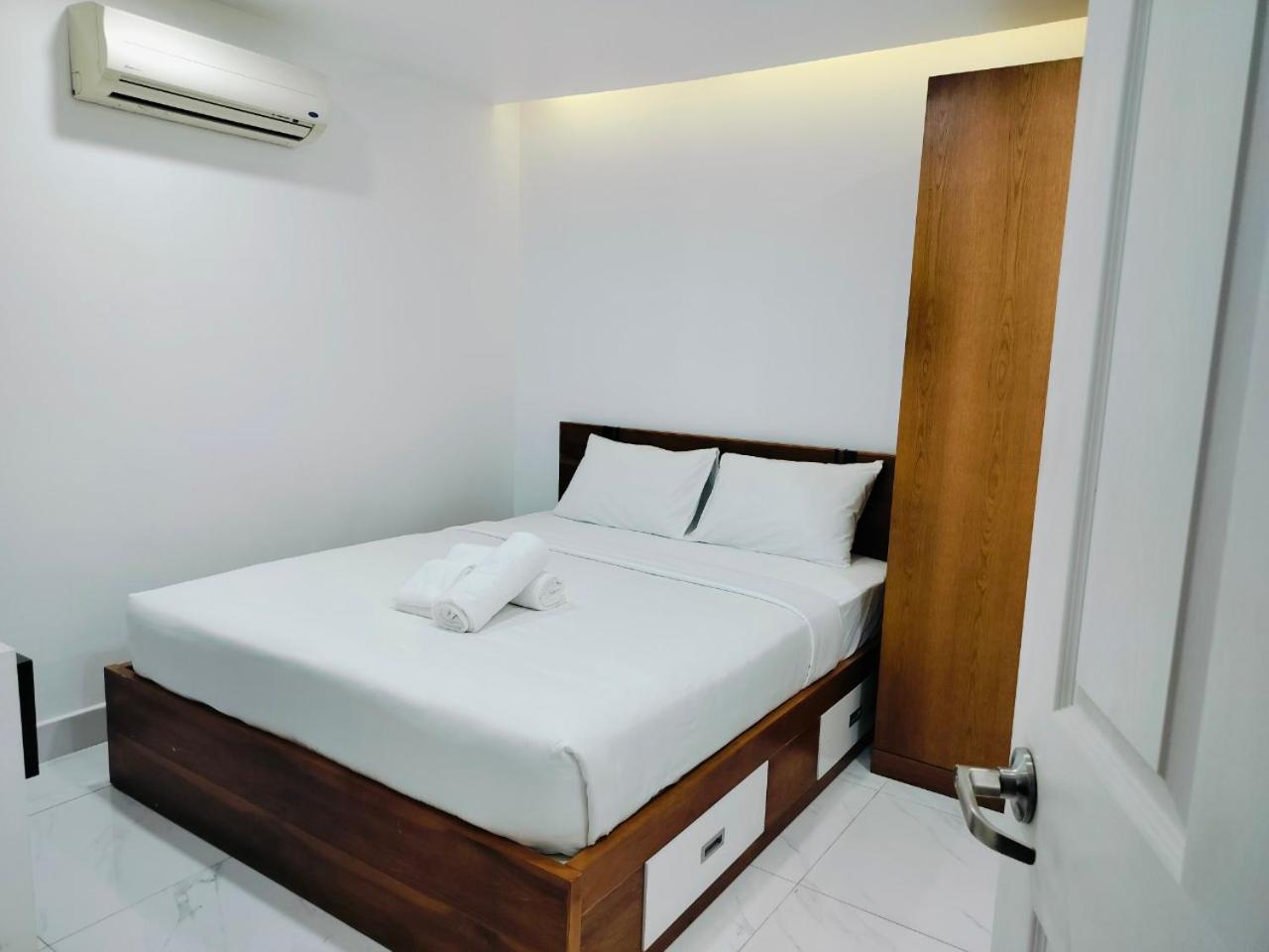 Adventure Hotel Ho Chi Minh City Exterior photo
