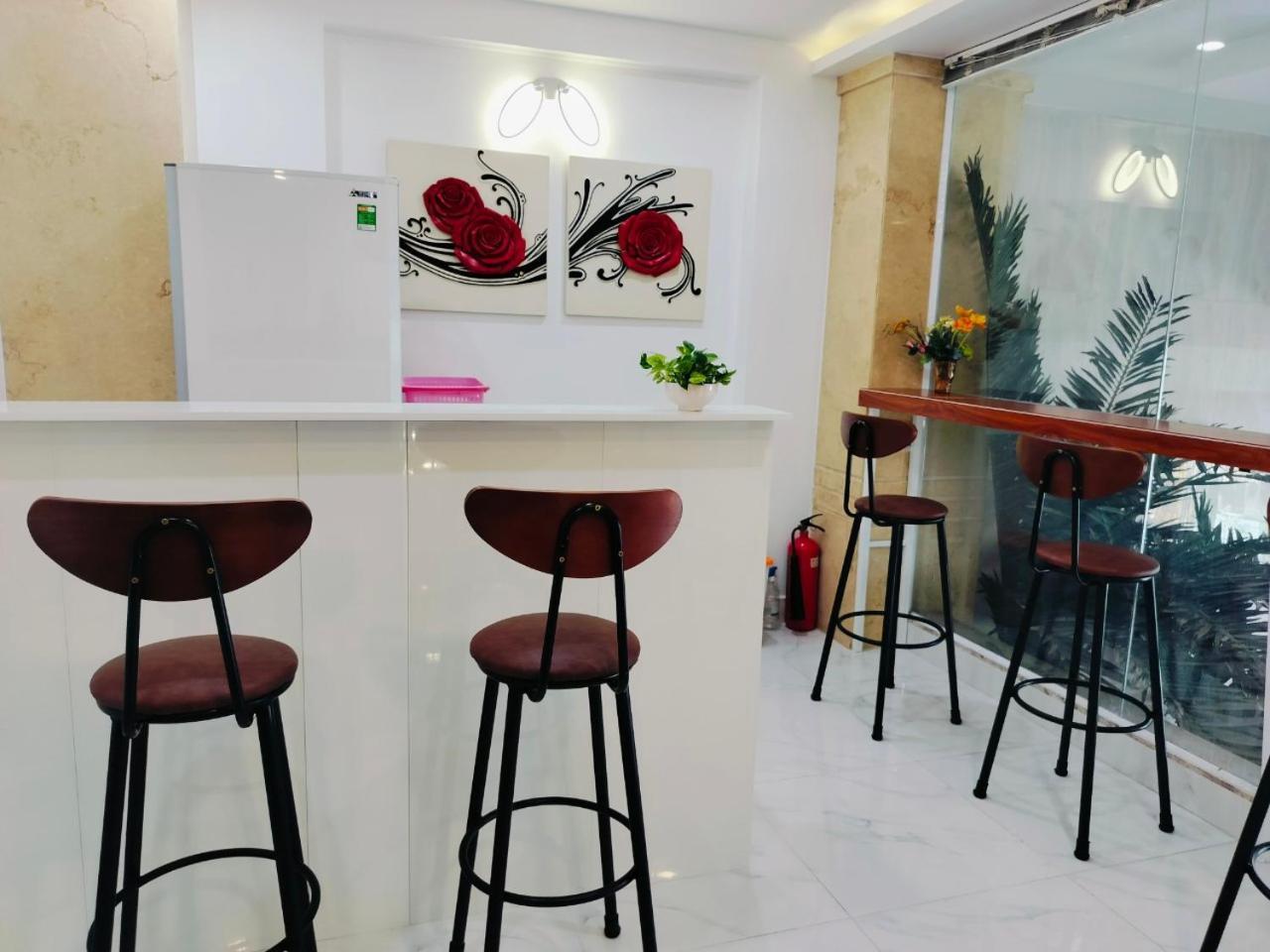 Adventure Hotel Ho Chi Minh City Exterior photo