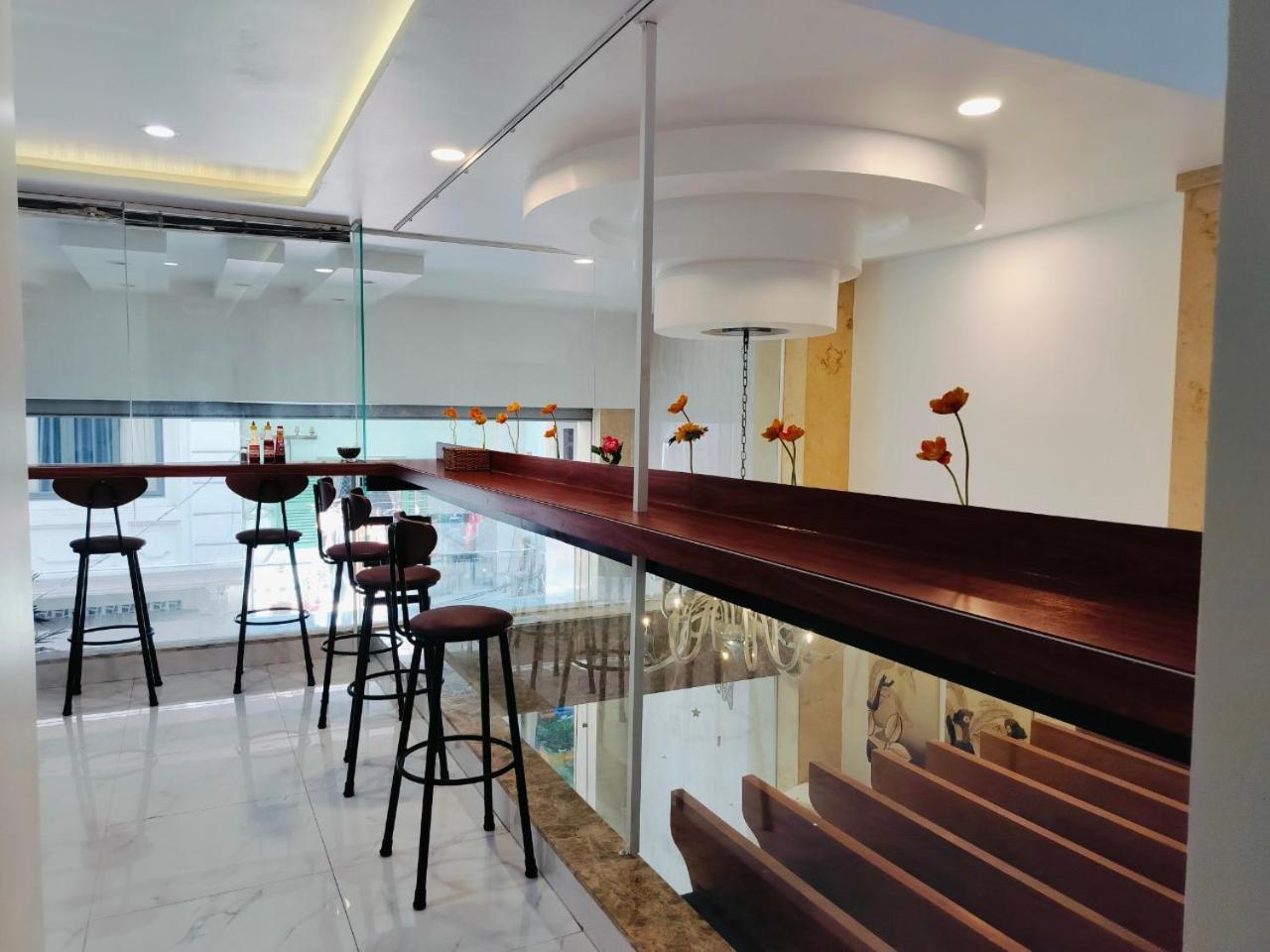 Adventure Hotel Ho Chi Minh City Exterior photo