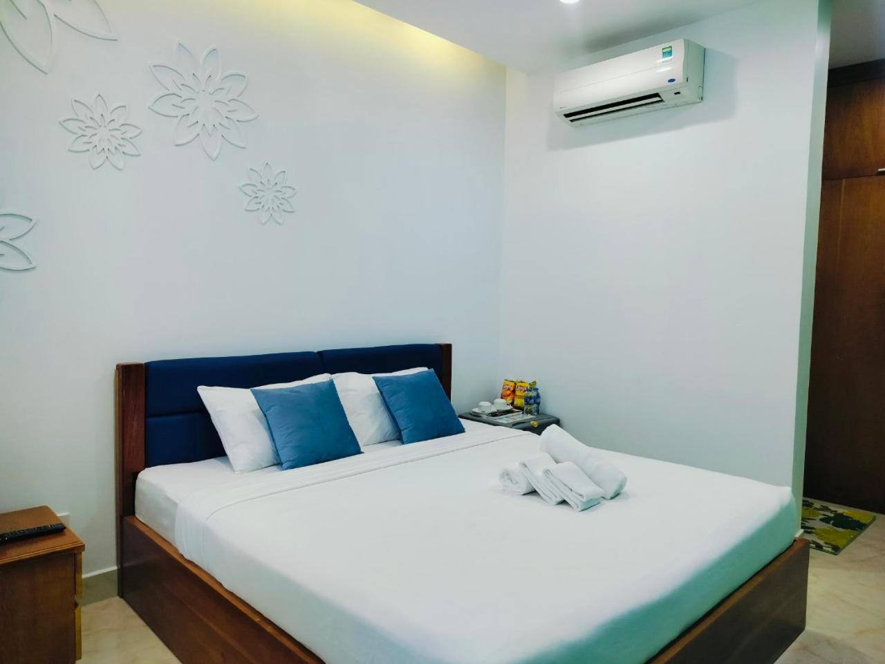 Adventure Hotel Ho Chi Minh City Exterior photo