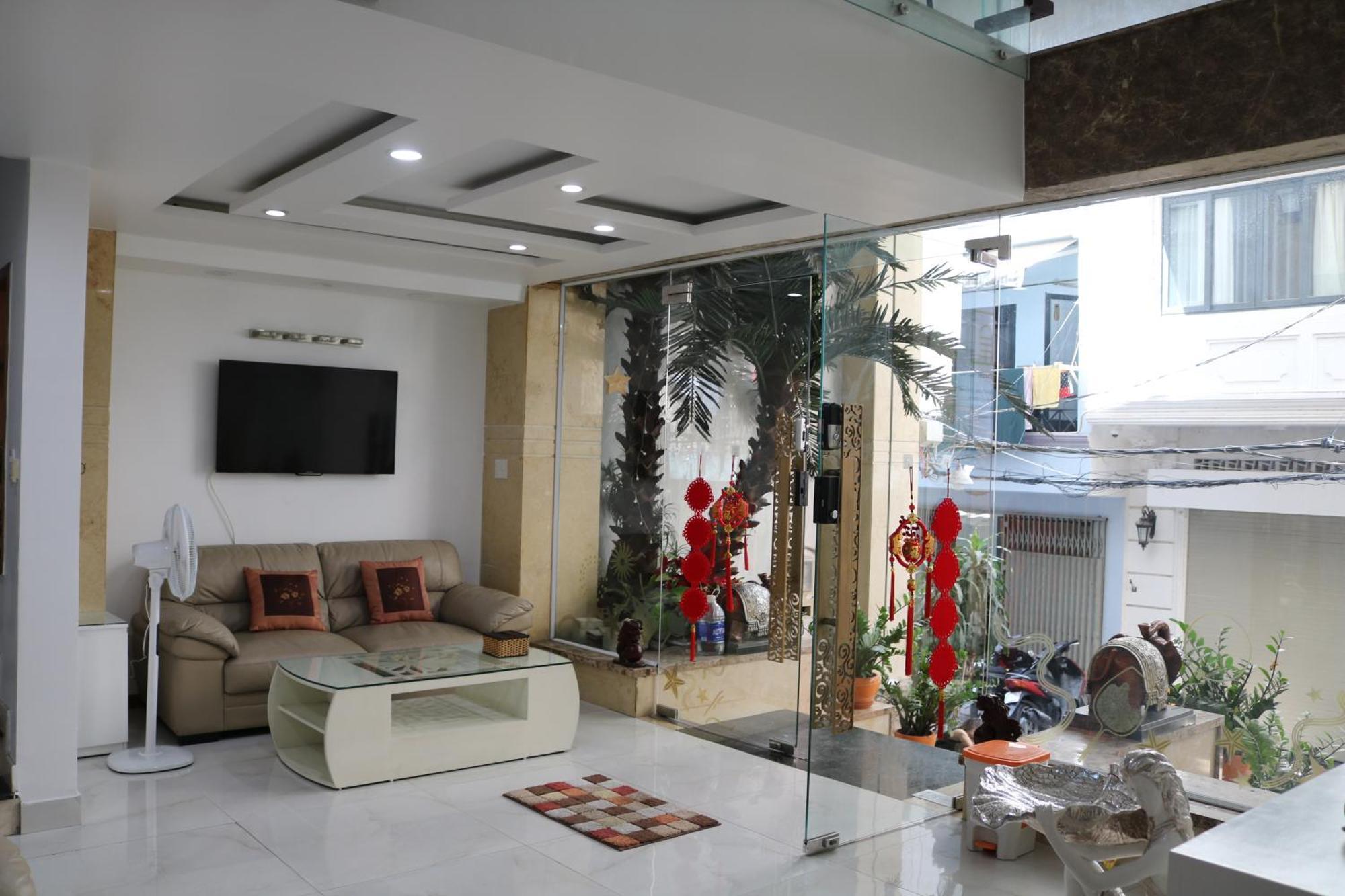 Adventure Hotel Ho Chi Minh City Exterior photo