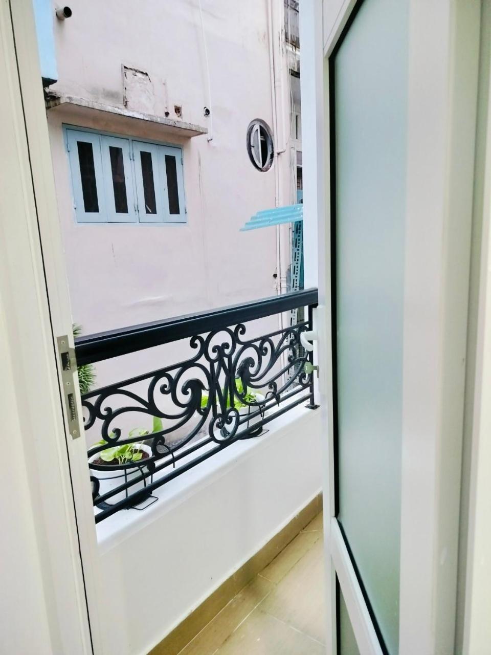 Adventure Hotel Ho Chi Minh City Exterior photo