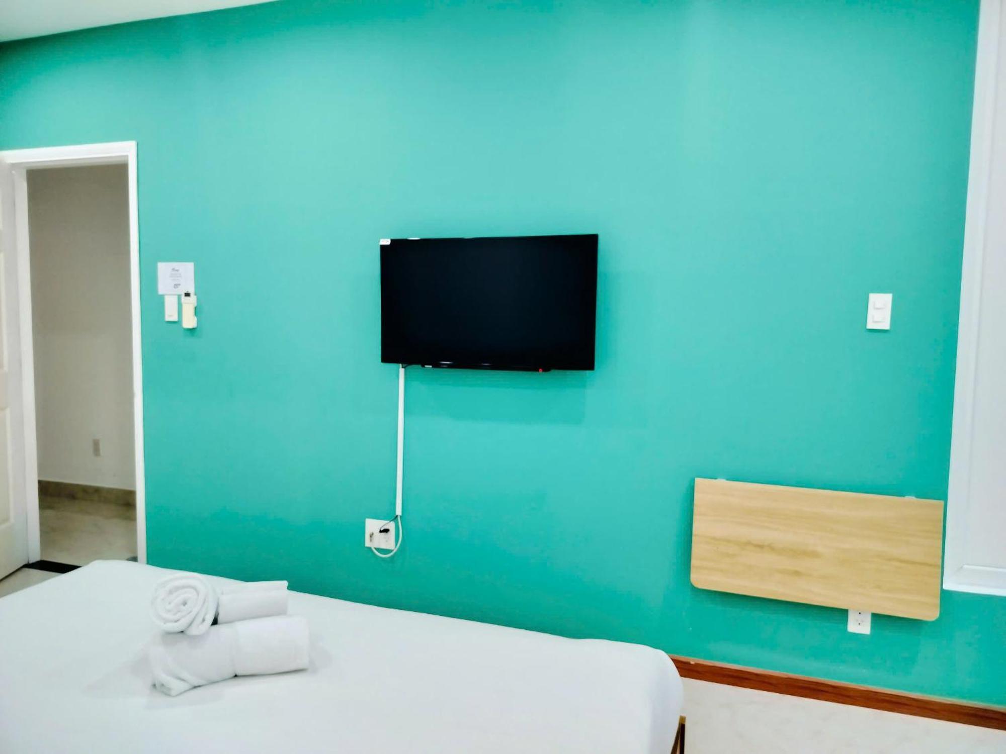 Adventure Hotel Ho Chi Minh City Exterior photo