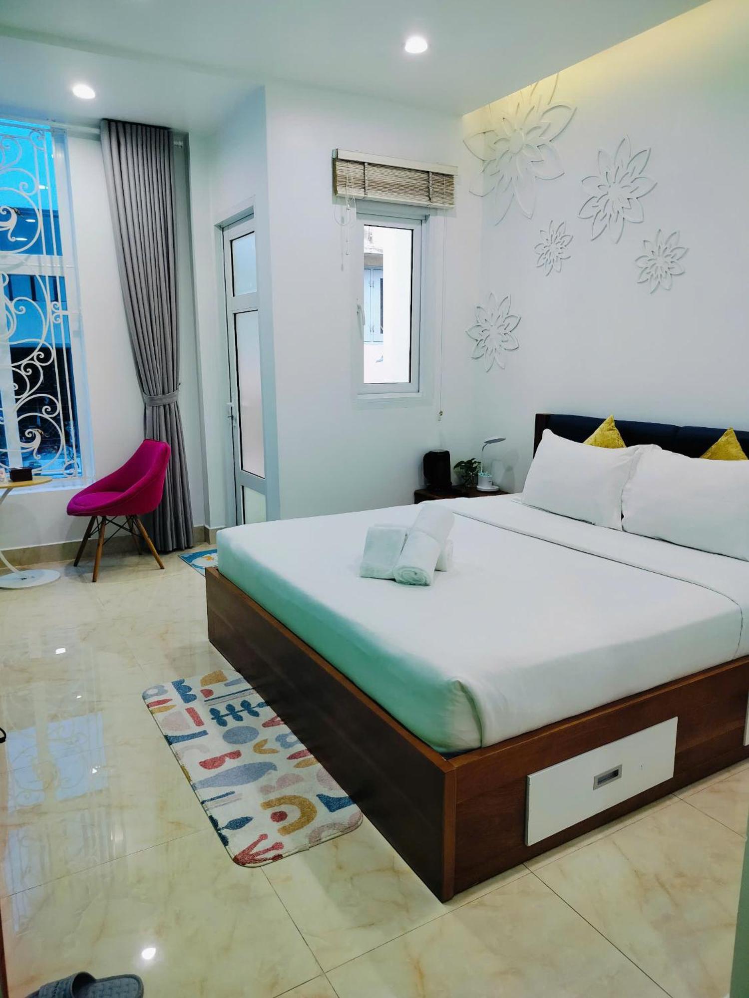 Adventure Hotel Ho Chi Minh City Exterior photo